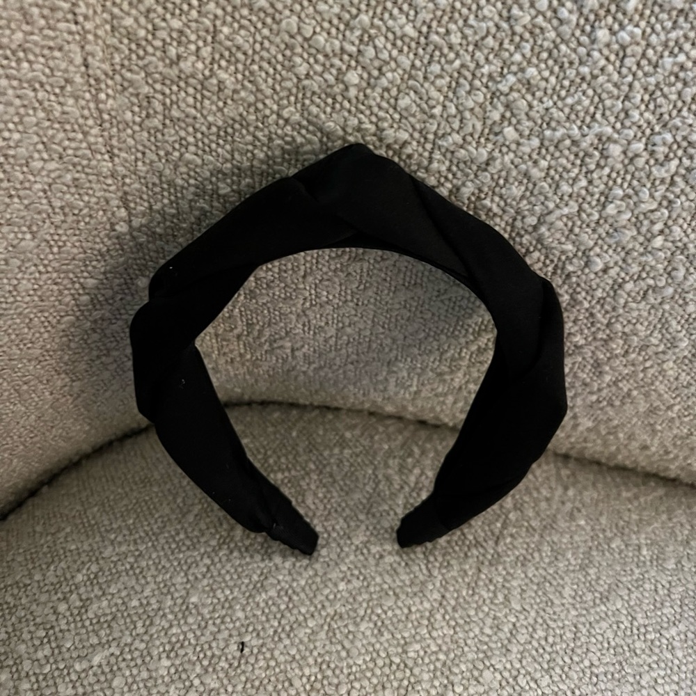 The Avenue Braided Headband in Noir Black Satin, One Size, NWOT